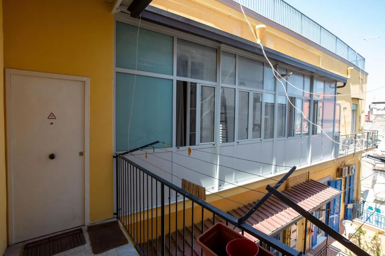 Vecchia Napoli - Chiaia Bed & Breakfast Italy