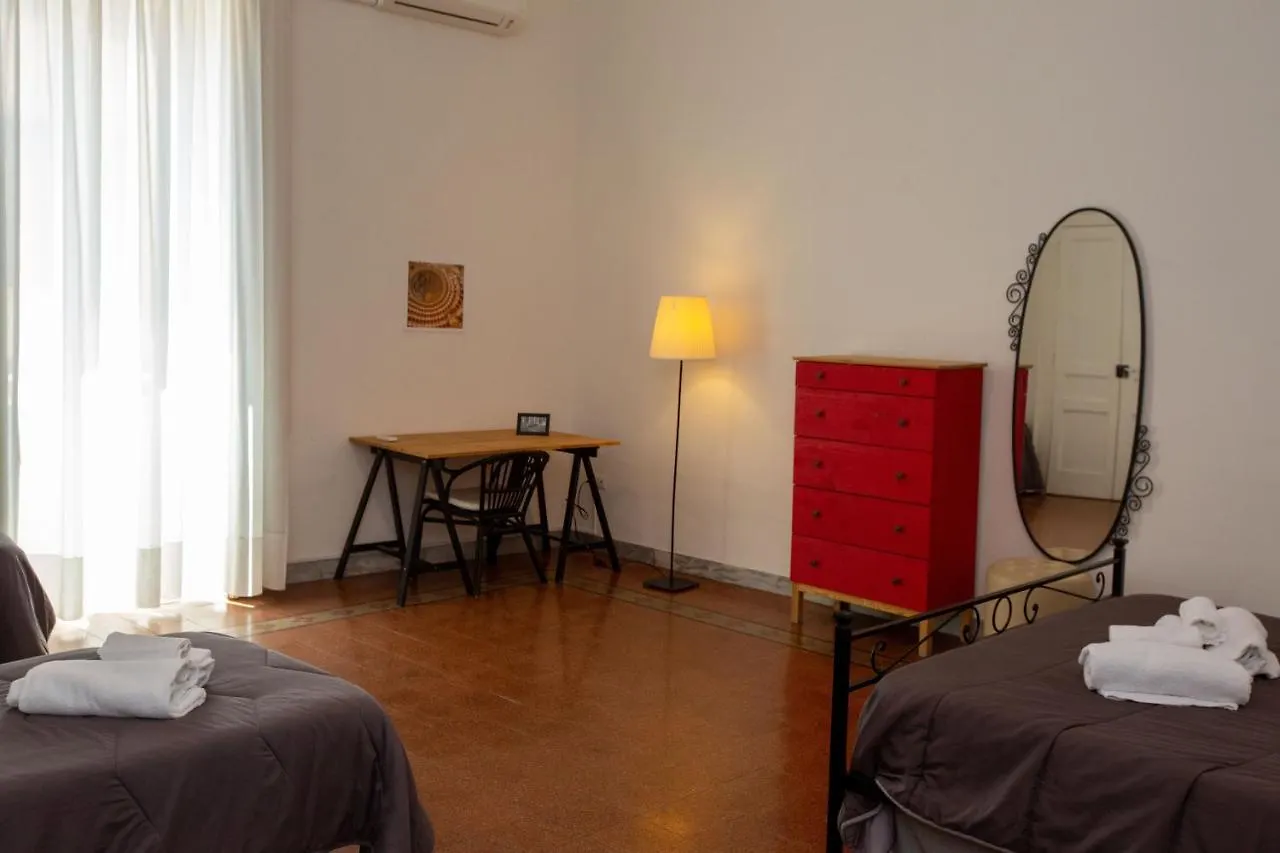 Vecchia Napoli - Chiaia Bed & Breakfast 0*, Naples Italy
