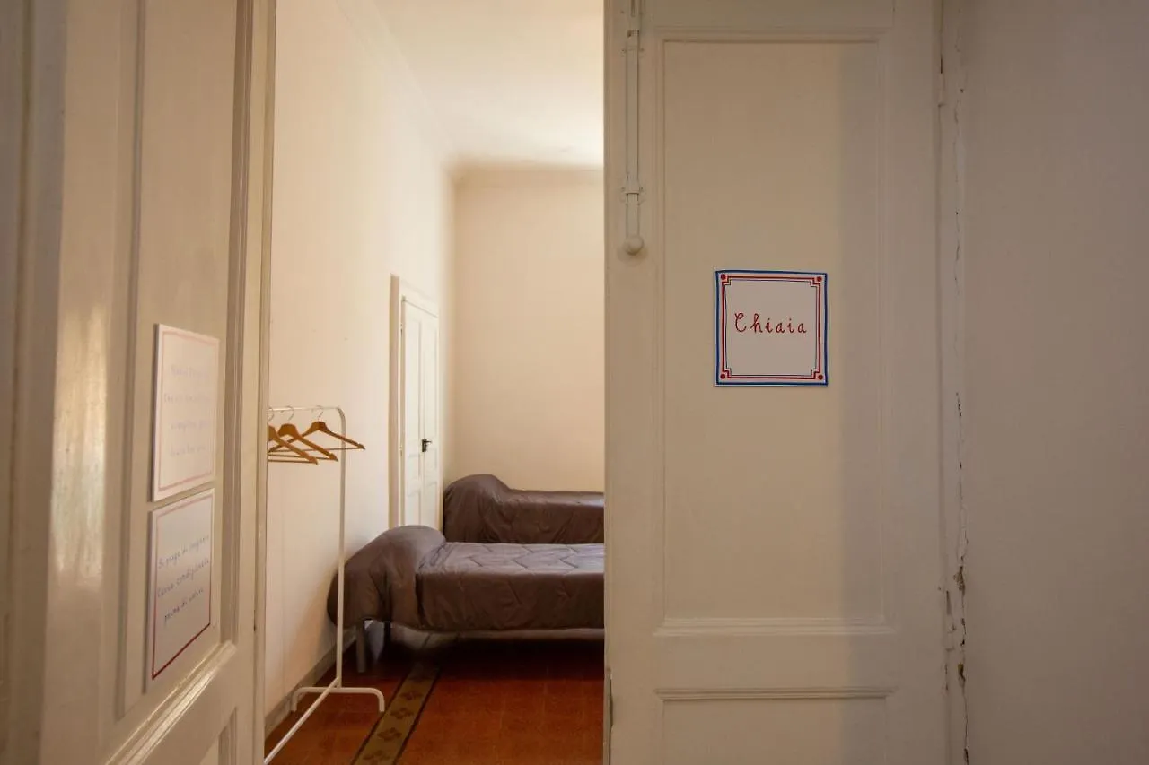 Vecchia Napoli - Chiaia Bed & Breakfast Italy