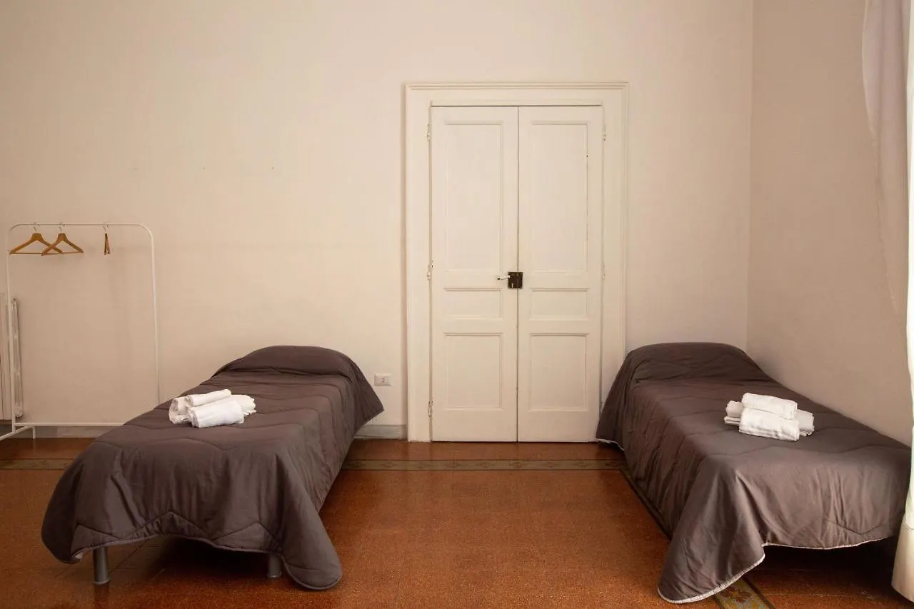 Vecchia Napoli - Chiaia Bed & Breakfast