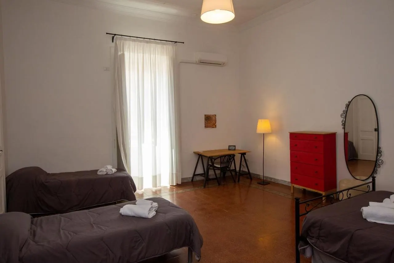 Vecchia Napoli - Chiaia Bed & Breakfast 0*, Naples Italy
