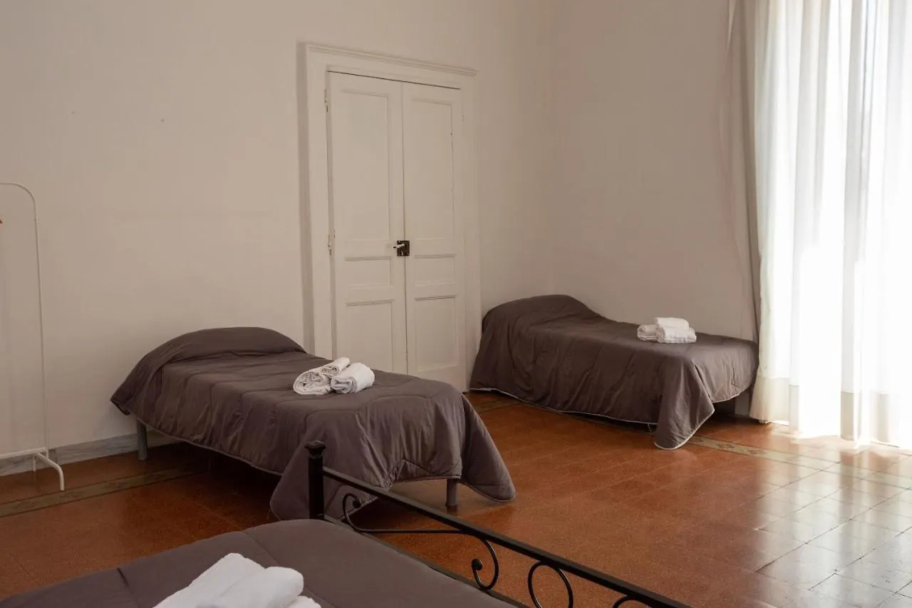 Vecchia Napoli - Chiaia Bed & Breakfast