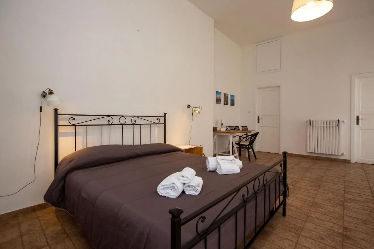 Vecchia Napoli - Chiaia Bed & Breakfast 0*, Naples Italy